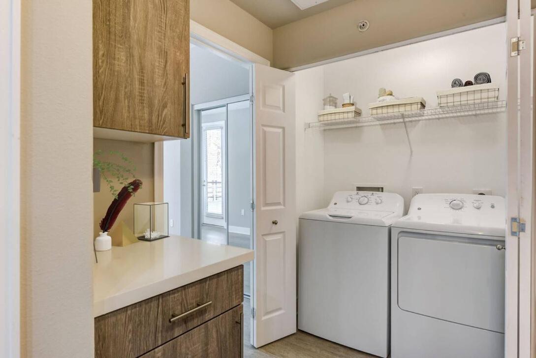 Woodland Hills Luxury Apt 2 Bed Ca Los Angeles Exteriér fotografie