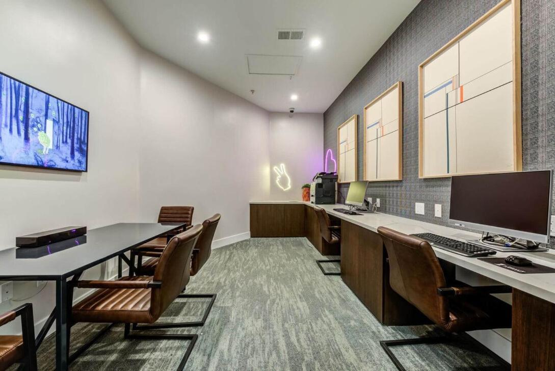 Woodland Hills Luxury Apt 2 Bed Ca Los Angeles Exteriér fotografie