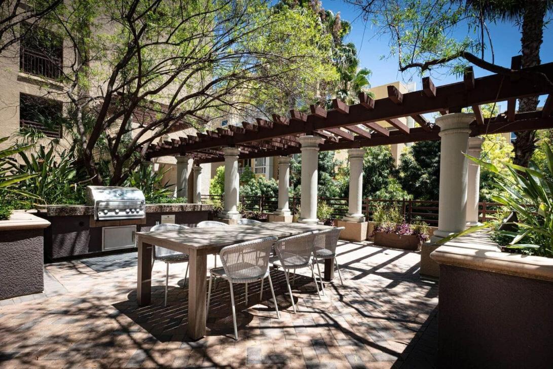Woodland Hills Luxury Apt 2 Bed Ca Los Angeles Exteriér fotografie